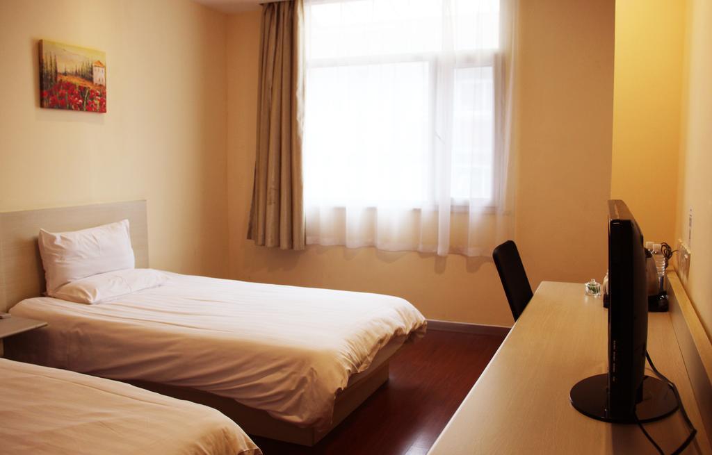 Hotel Hanting Jiading Yecheng Road 2*