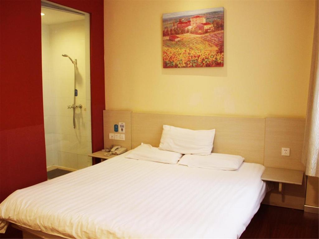 Hanting Jiading Yecheng Road Hotel