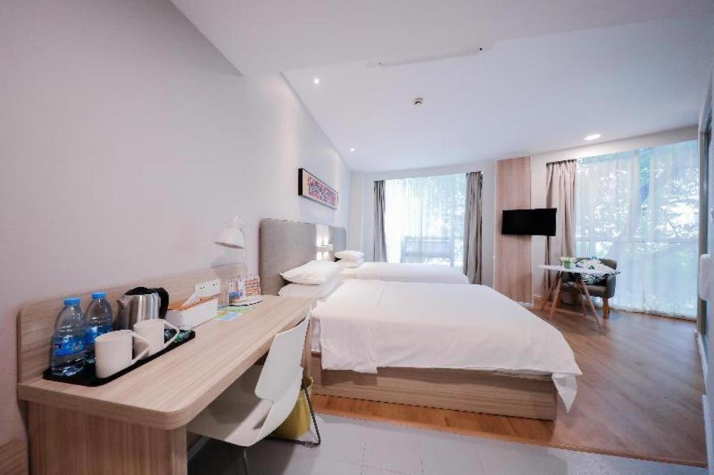Hanting Jiading Yecheng Road Shanghai